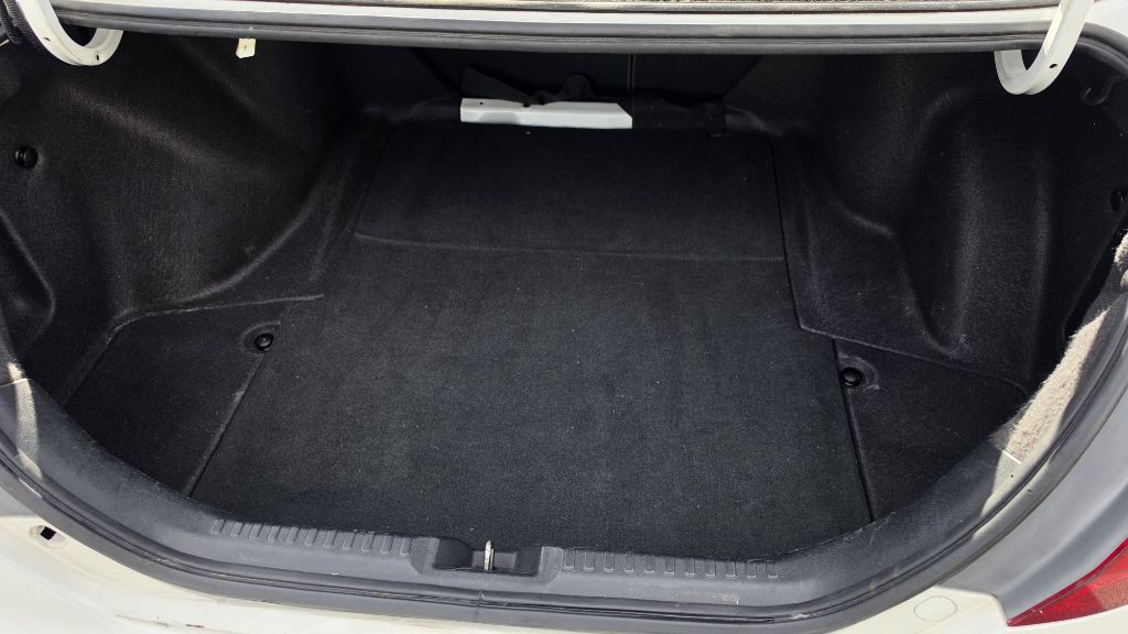 2005 Honda Accord Image 15