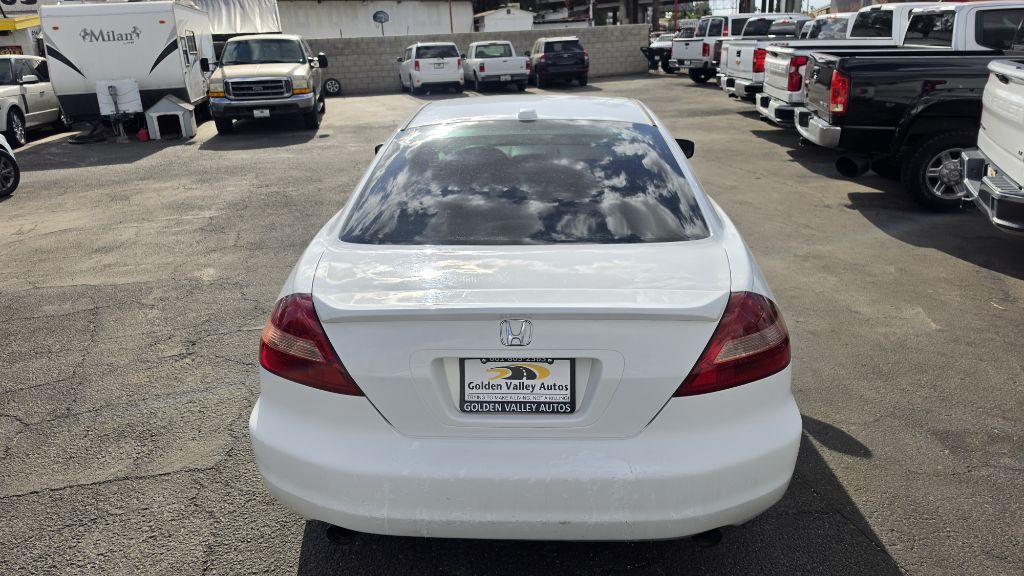 2005 Honda Accord Image 8
