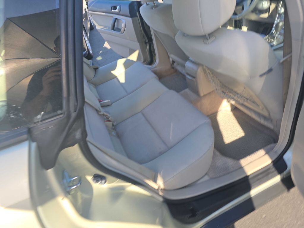 2007 Subaru Outback Image 17