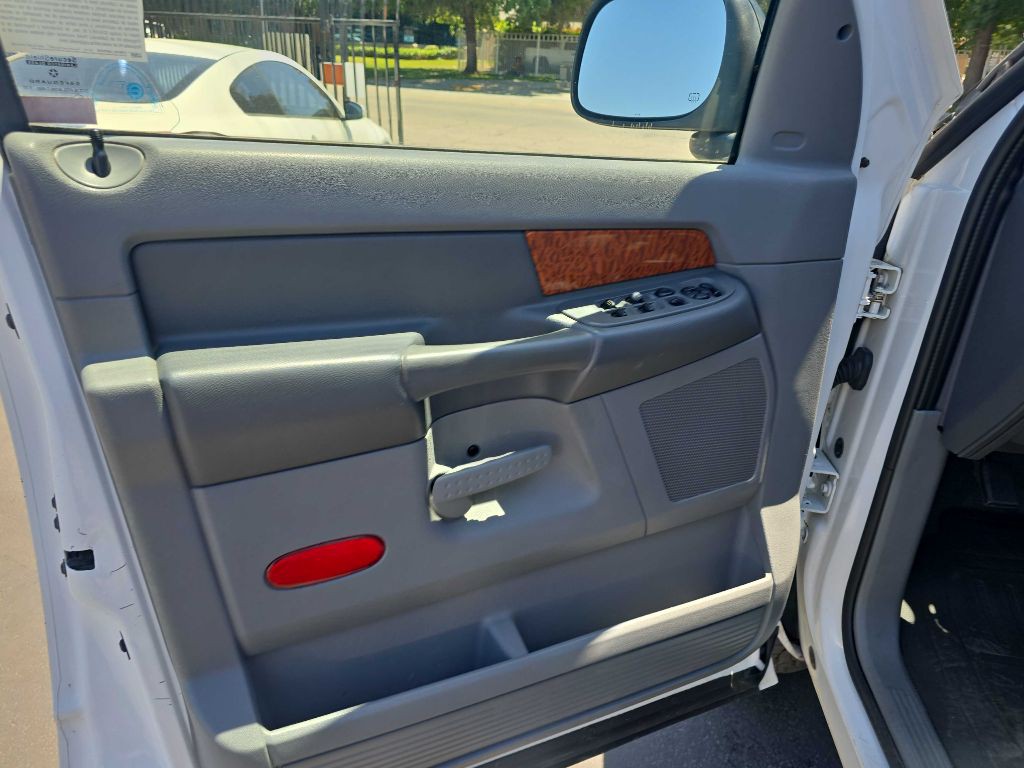 2006 Dodge Ram 1500 Image 9