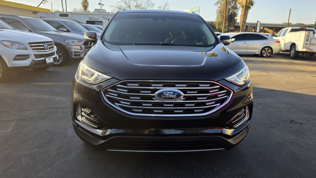 2019 Ford Edge Image 8