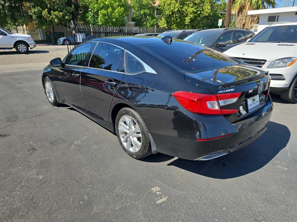 2018 Honda Accord Image 6