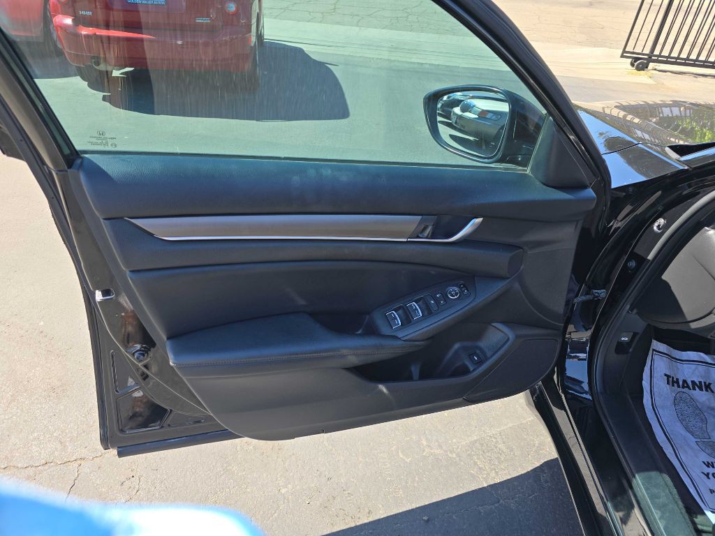 2018 Honda Accord Image 7