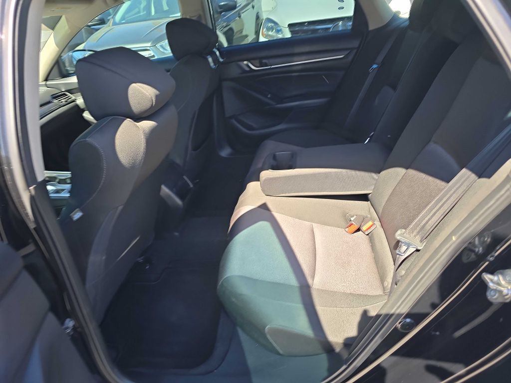 2018 Honda Accord Image 21