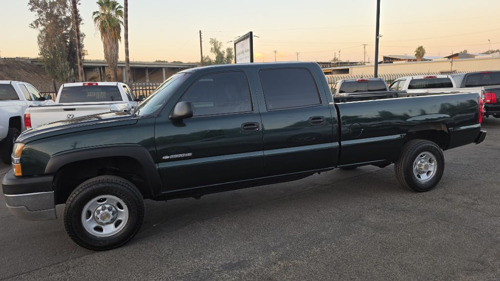 2003 Chevrolet Silverado 1500 Image 2
