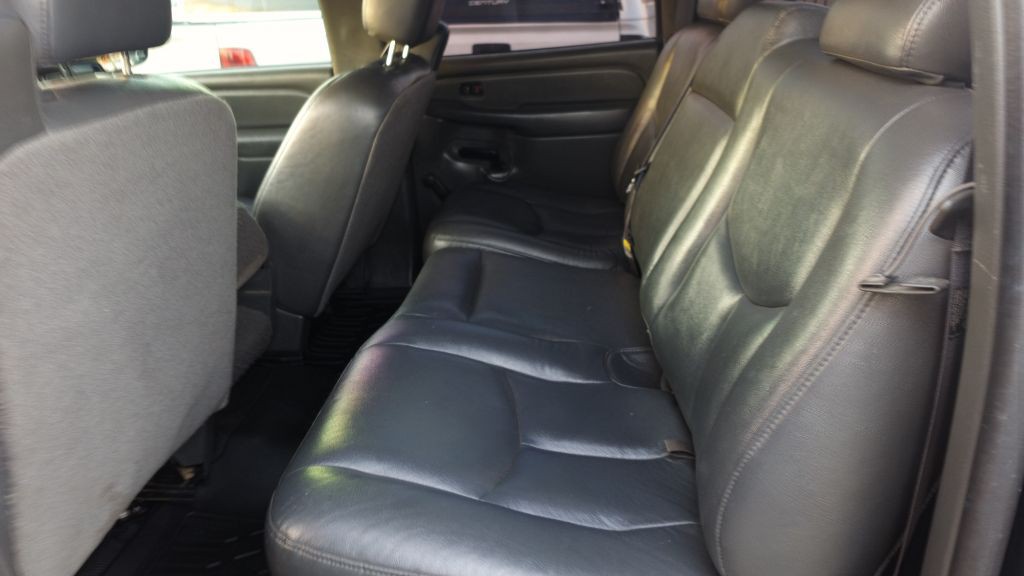 2003 Chevrolet Silverado 1500 Image 10