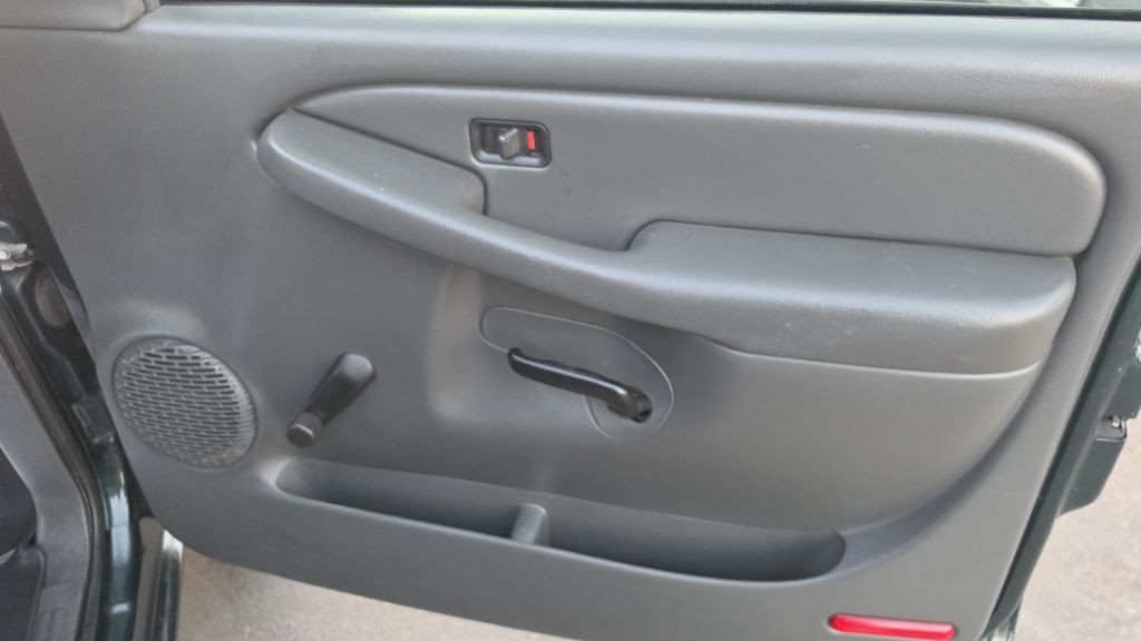 2003 Chevrolet Silverado 1500 Image 15