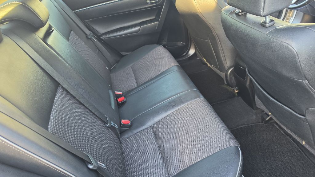 2015 Toyota Corolla Image 13