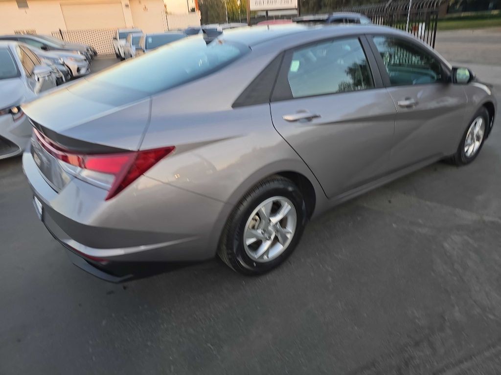 2023 Hyundai Elantra Image 10