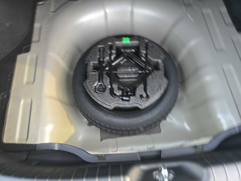 2023 Hyundai Elantra Image 22