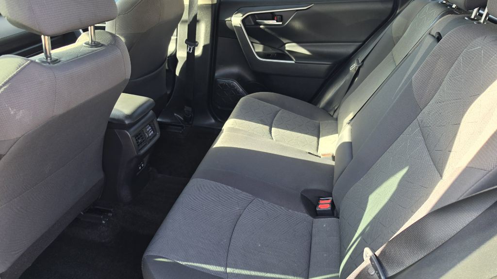 2020 Toyota Rav4 Image 12