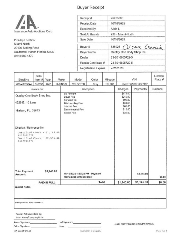 2015 Hyundai Veloster Image 2