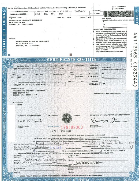 2016 Kia Sorento Image 2