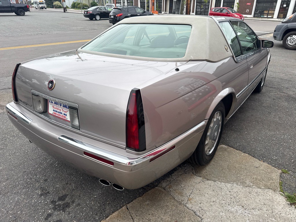 1995 Cadillac Eldorado Image 4