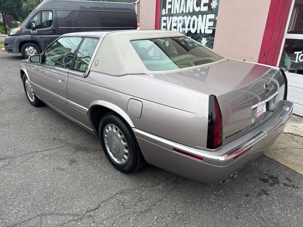 1995 Cadillac Eldorado Image 6