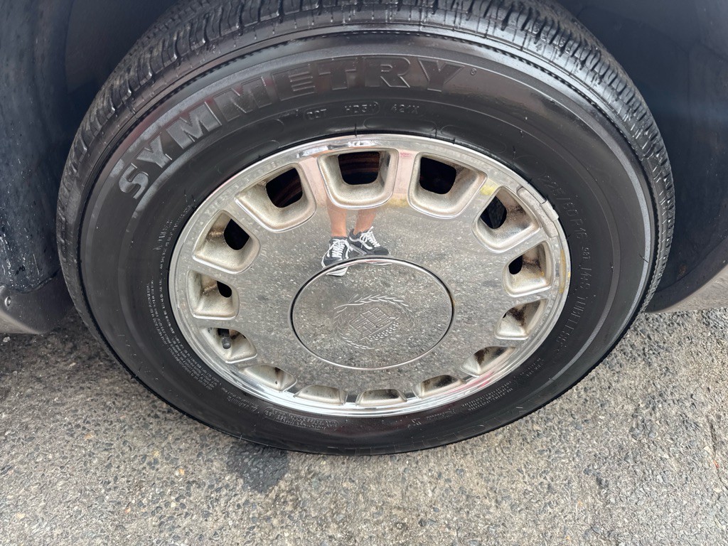 1995 Cadillac Eldorado Image 12