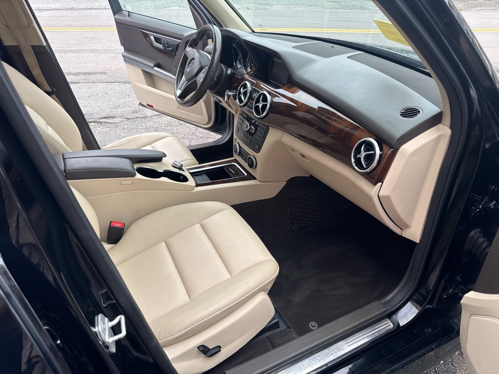 2014 Mercedes-Benz GLK-Class Image 20