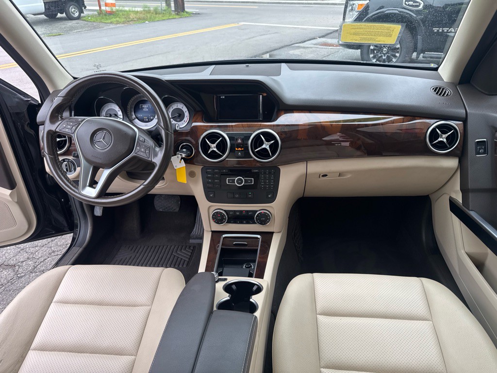2014 Mercedes-Benz GLK-Class Image 24