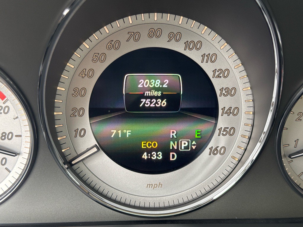 2014 Mercedes-Benz GLK-Class Image 32