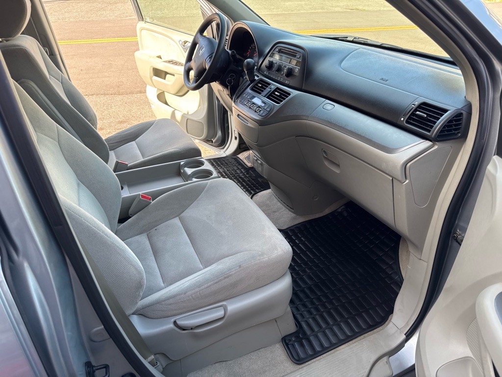 2005 Honda Odyssey Image 17