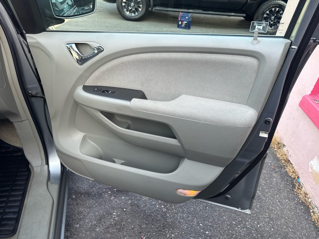 2005 Honda Odyssey Image 18