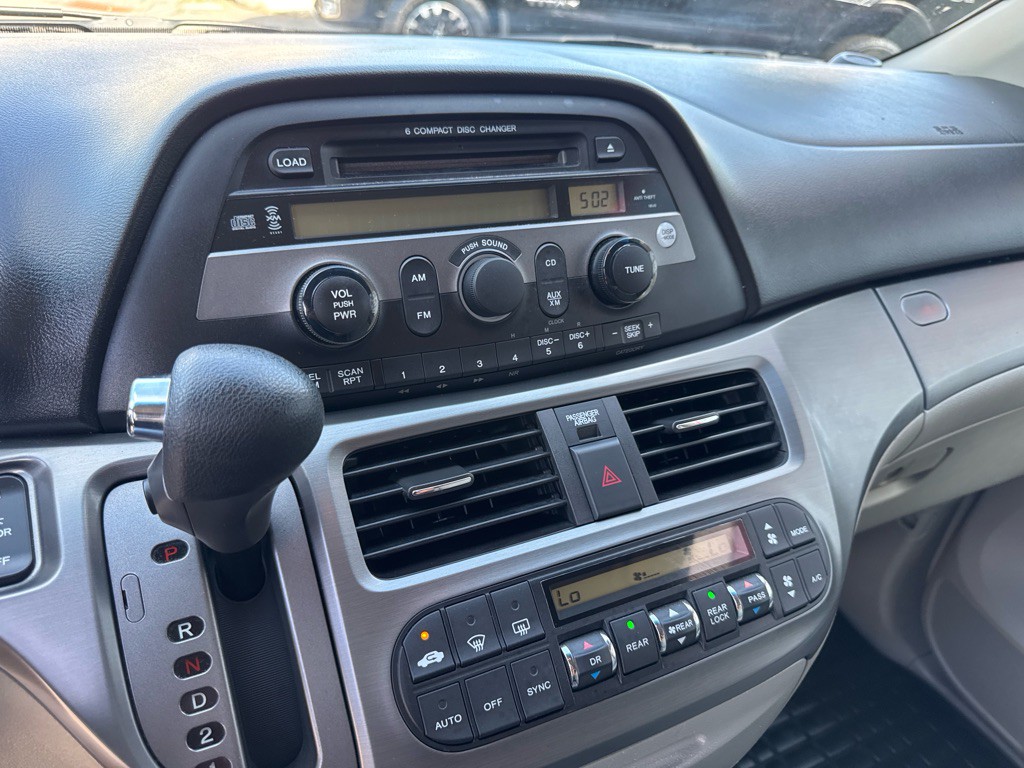2005 Honda Odyssey Image 23