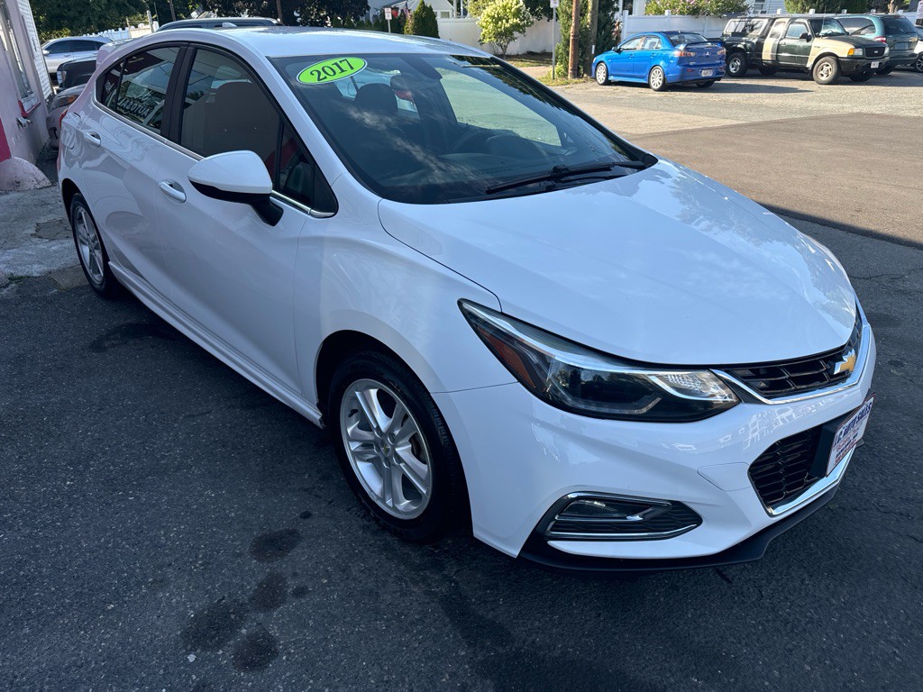 2017 Chevrolet Cruze Image 3