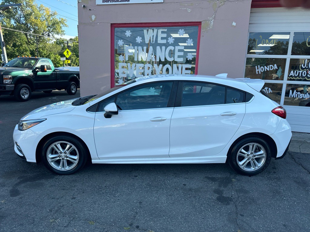 2017 Chevrolet Cruze Image 7