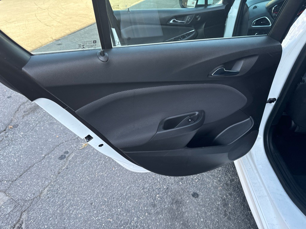 2017 Chevrolet Cruze Image 16