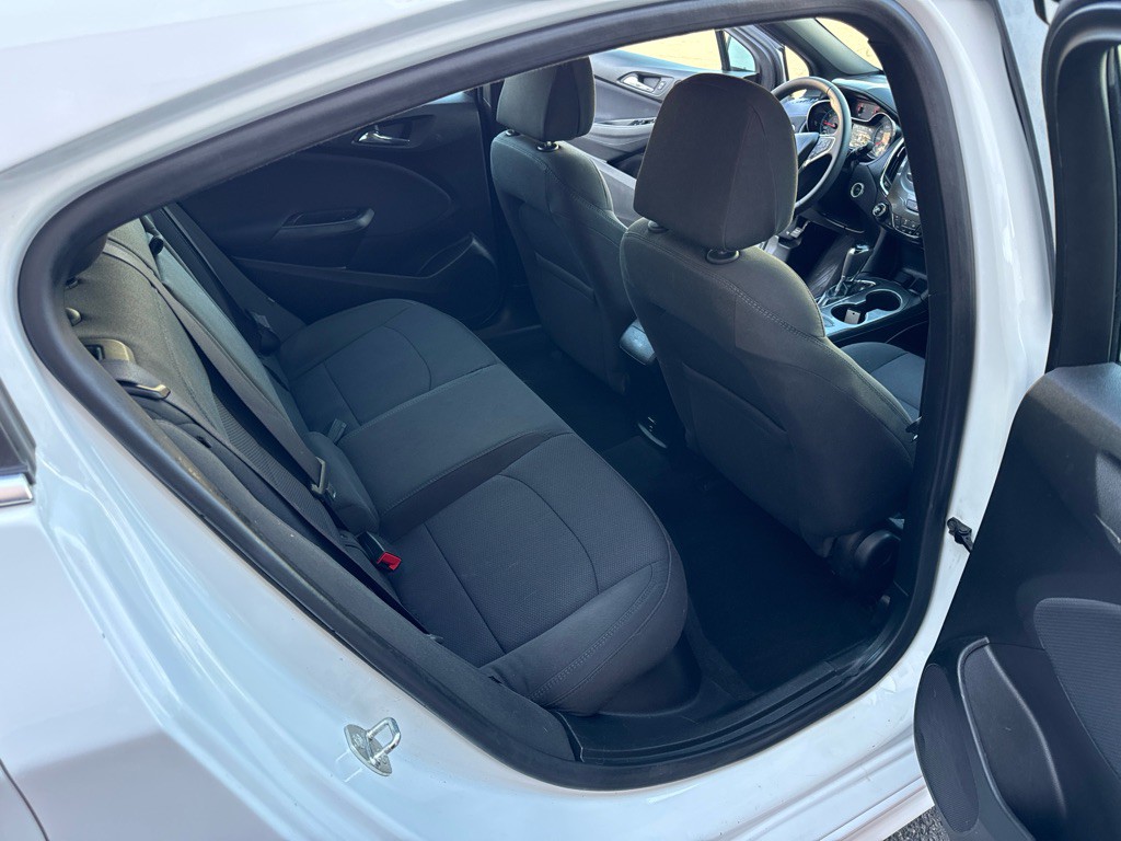 2017 Chevrolet Cruze Image 19