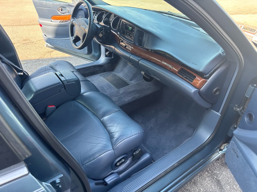 2001 Buick LeSabre Image 17