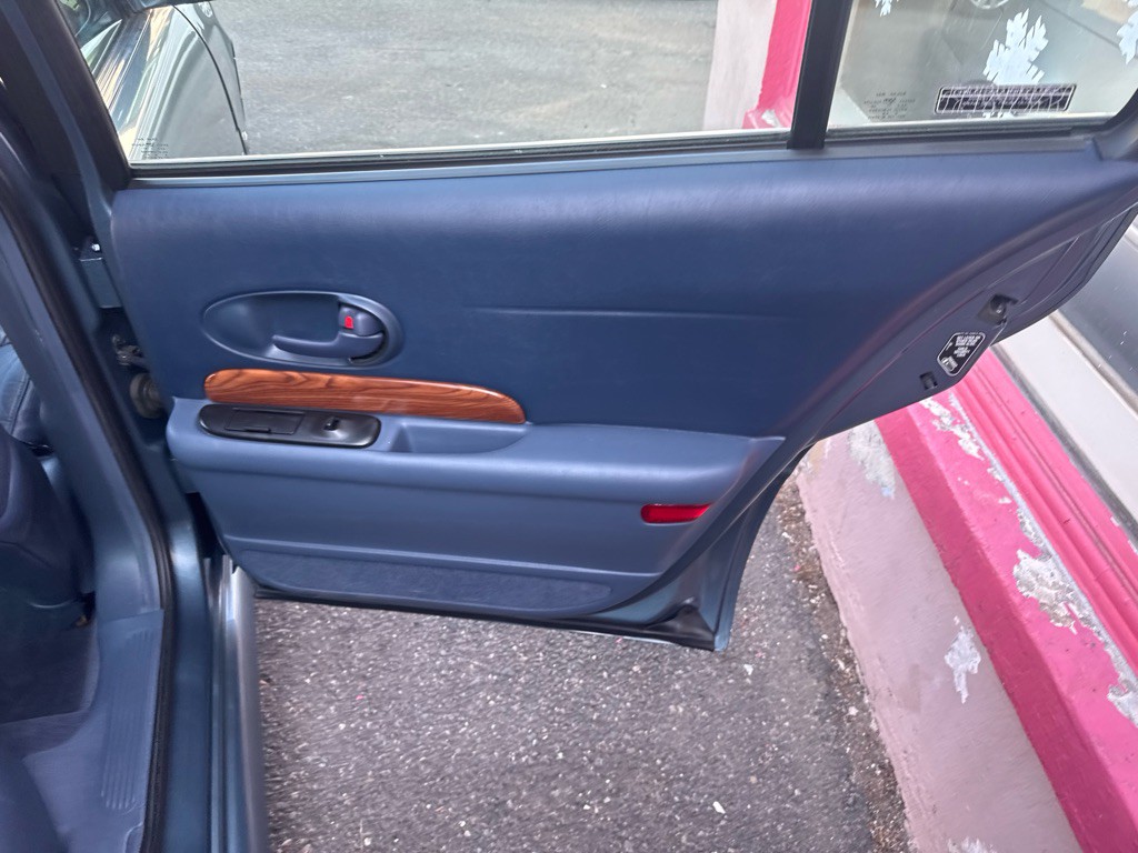 2001 Buick LeSabre Image 20