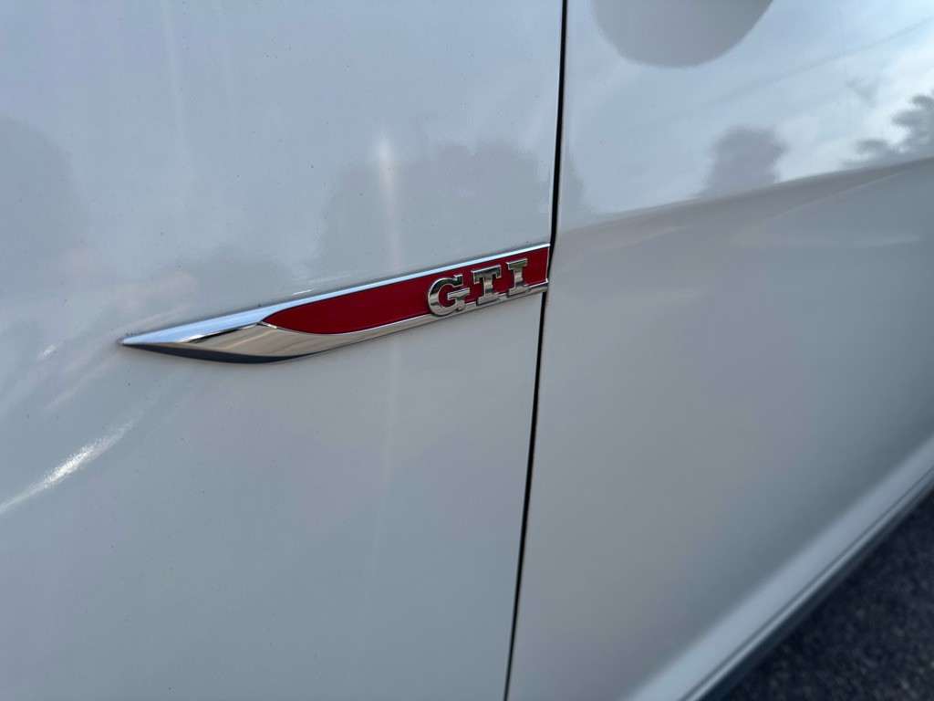 2020 Volkswagen GTI Image 8