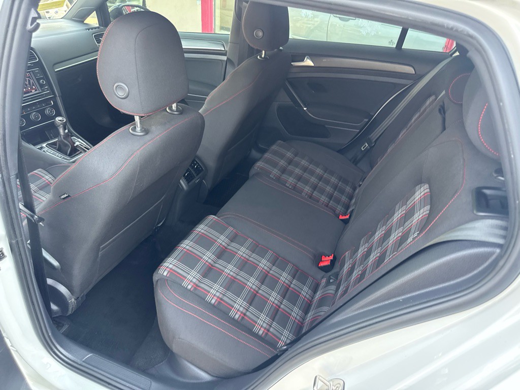 2020 Volkswagen GTI Image 15