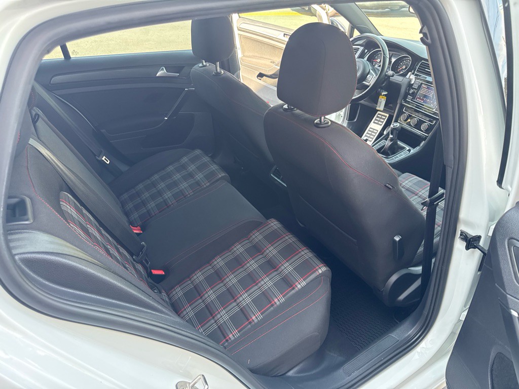 2020 Volkswagen GTI Image 20