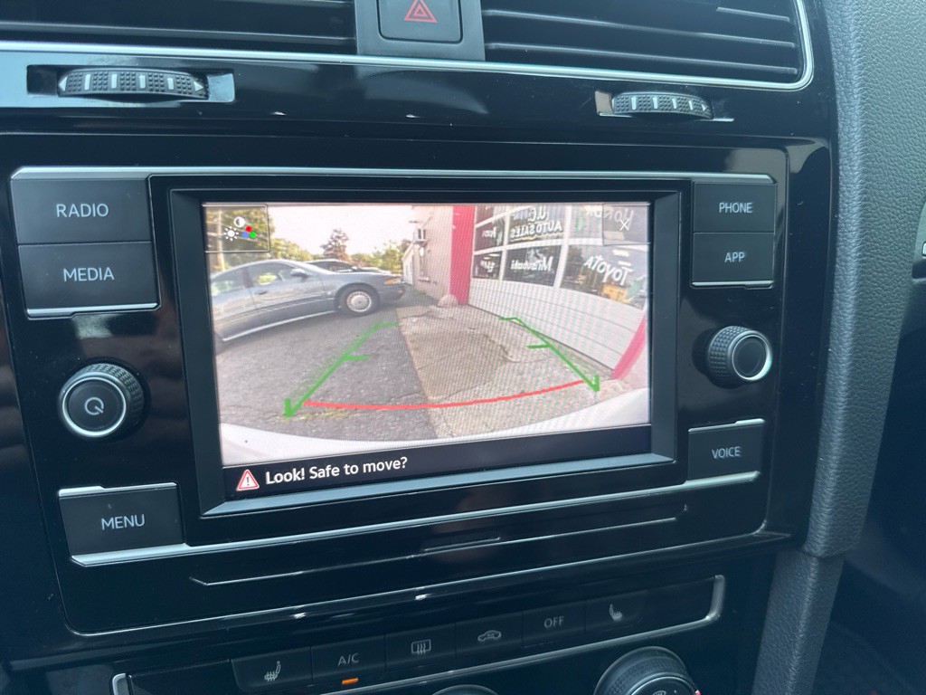 2020 Volkswagen GTI Image 27