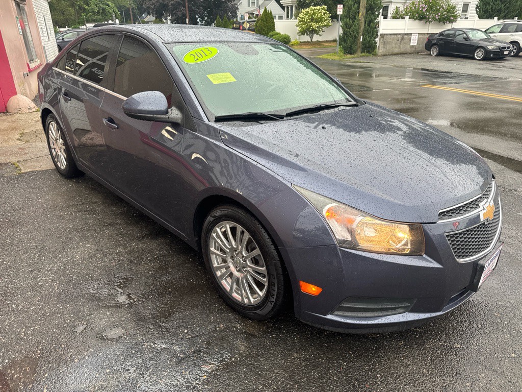 2013 Chevrolet Cruze Image 3