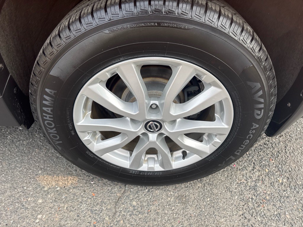2018 Nissan Rogue Image 11