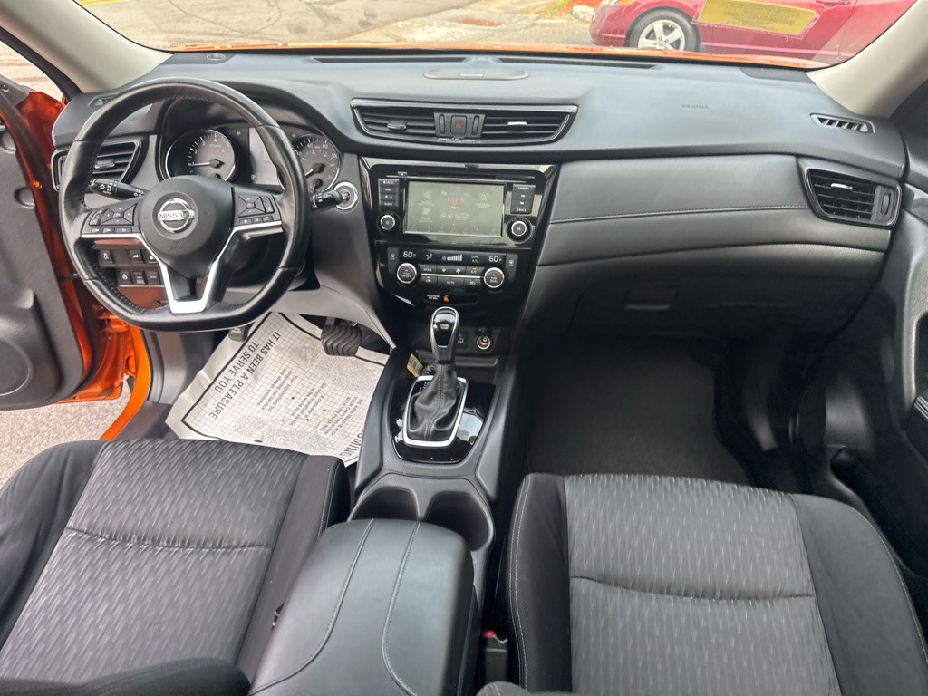 2018 Nissan Rogue Image 22