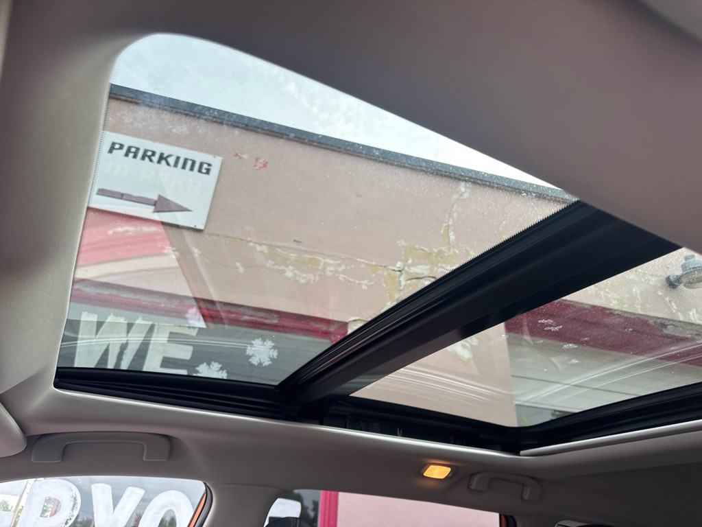 2018 Nissan Rogue Image 32