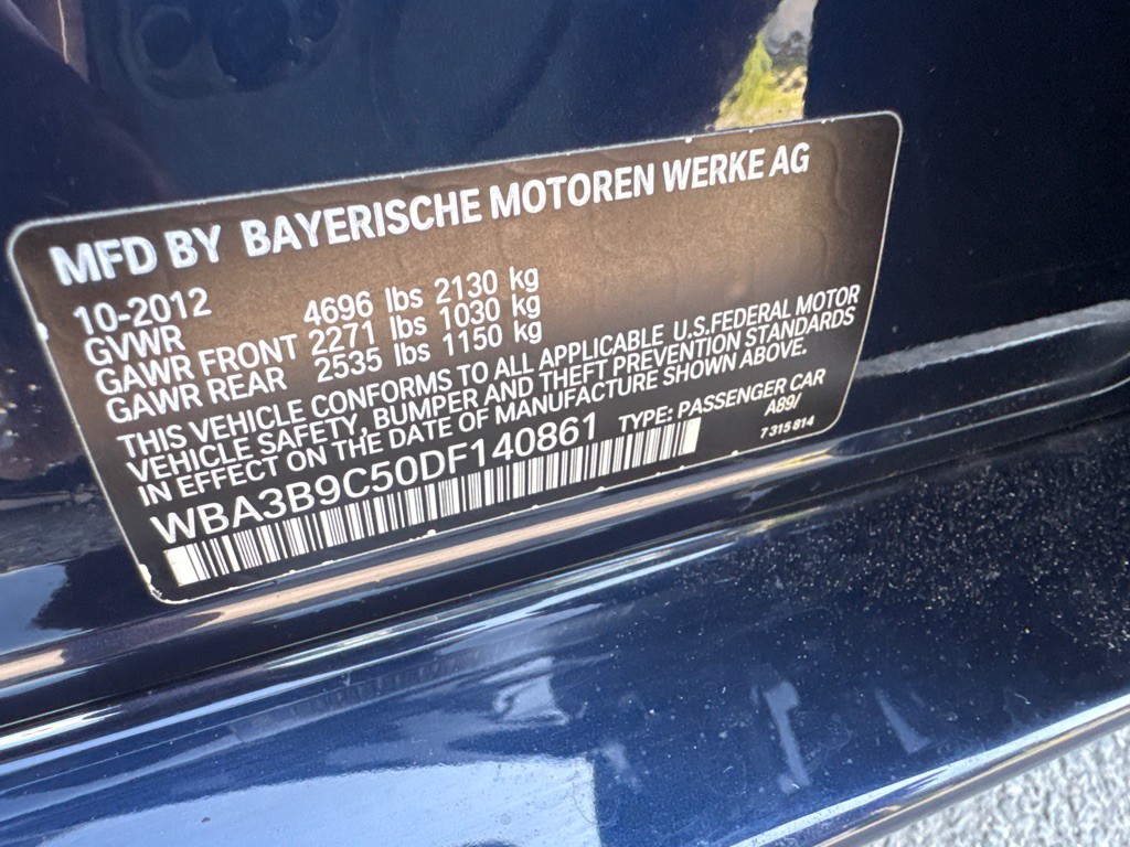 2013 BMW 3 Series Image 34