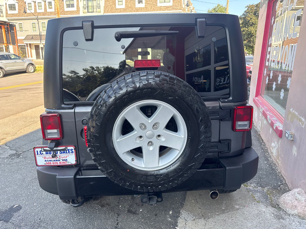 2016 Jeep Wrangler Unlimited Image 5
