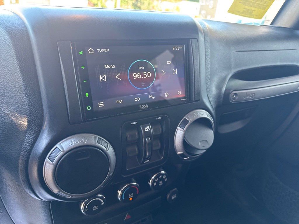 2016 Jeep Wrangler Unlimited Image 24