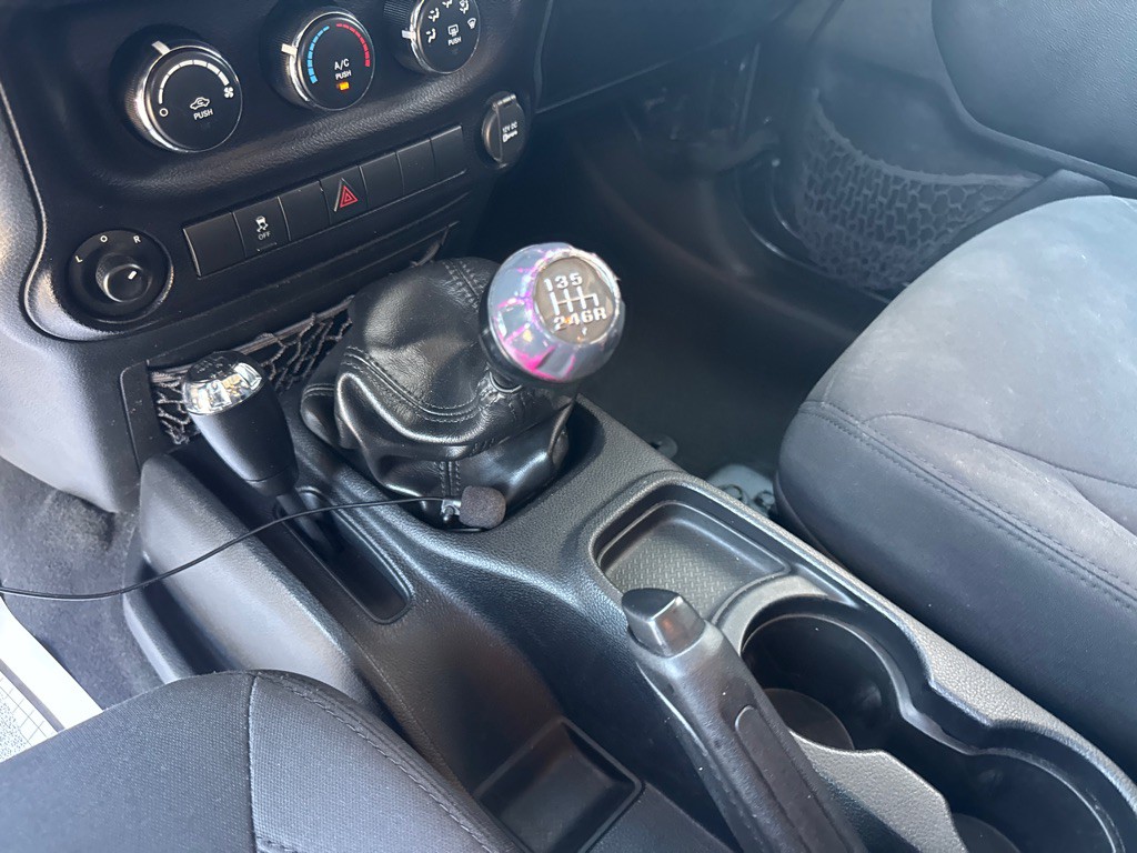 2016 Jeep Wrangler Unlimited Image 25