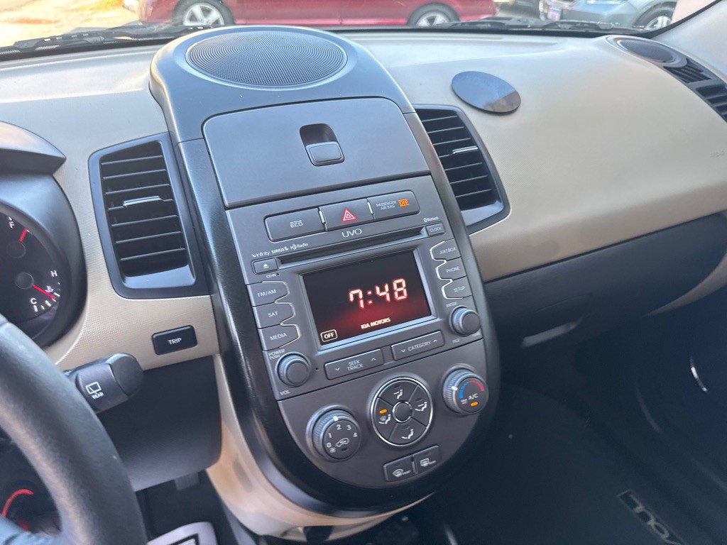 2012 Kia Soul Image 25