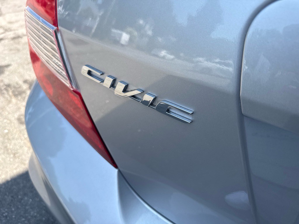 2012 Honda Civic Image 22