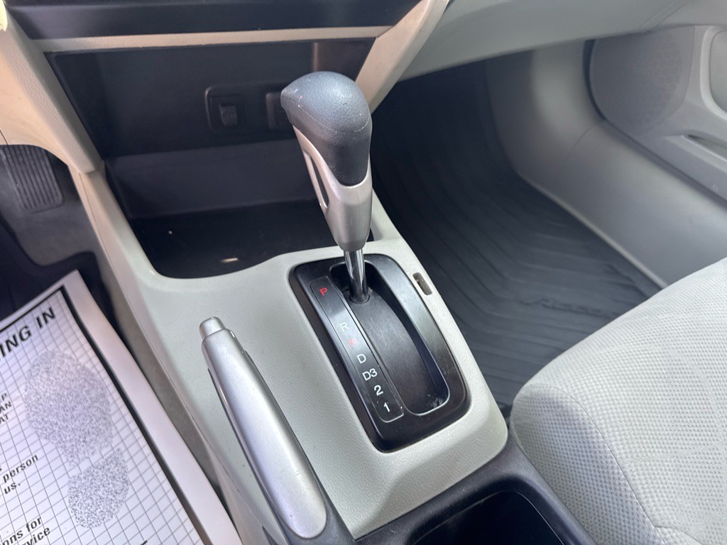 2012 Honda Civic Image 25