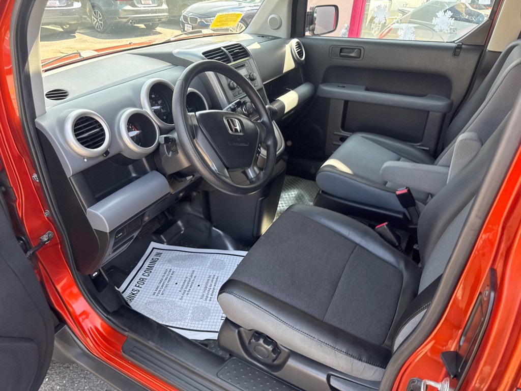 2004 Honda Element Image 13