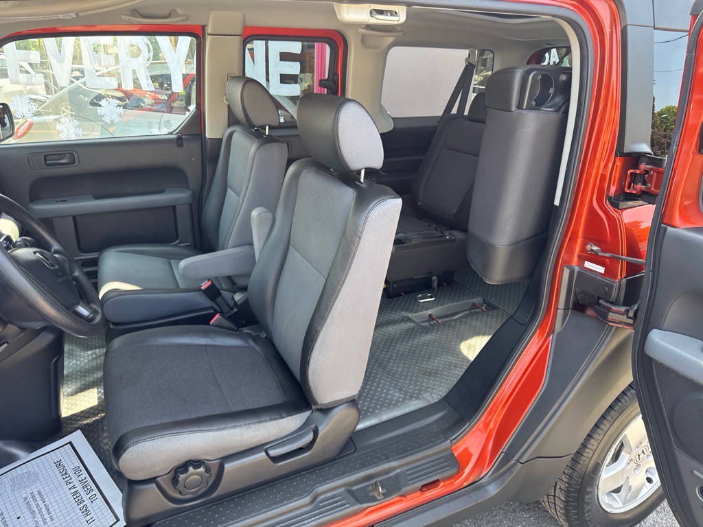 2004 Honda Element Image 15