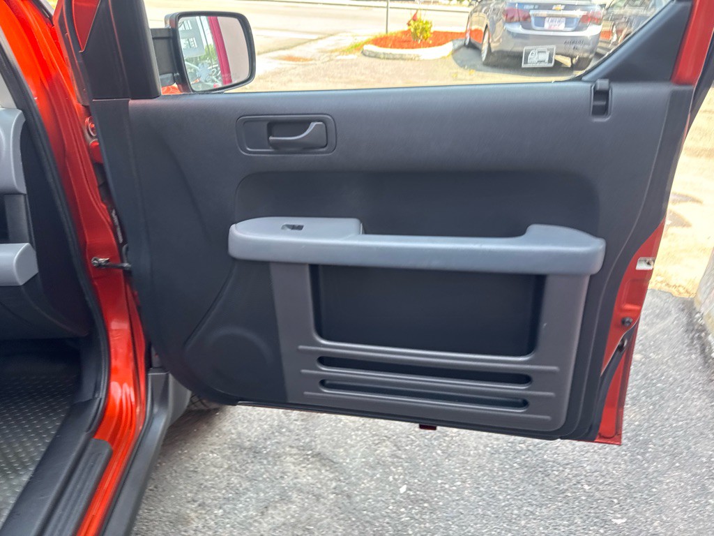 2004 Honda Element Image 19